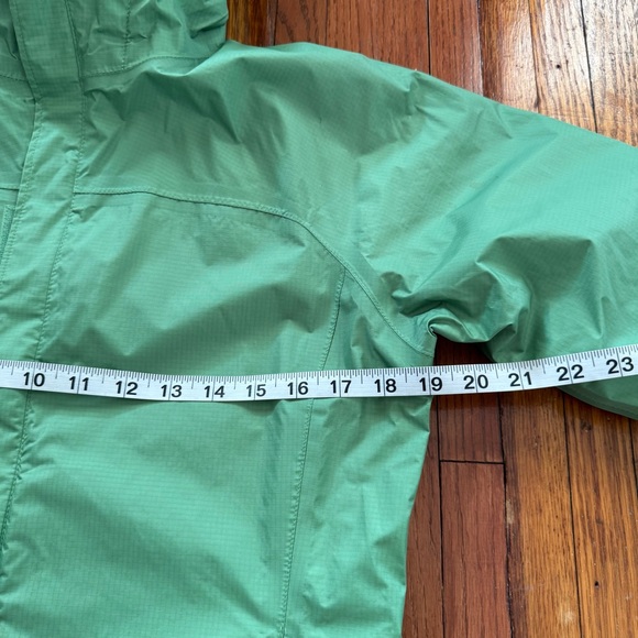 Nike ACG Rain Jacket - Picture 14 of 15